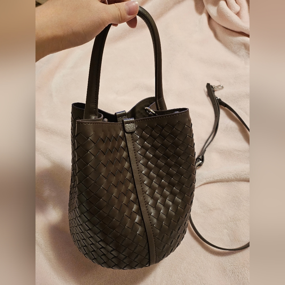 Brown Leather Woven Bag Handheld And Crossbody